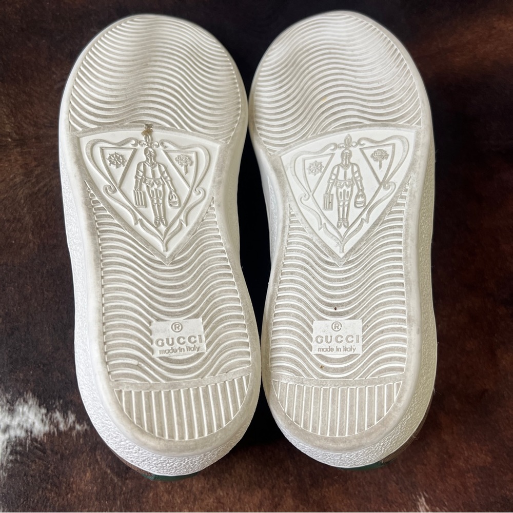 Gucci x Doraemon Sneakers - Picture 6 of 9